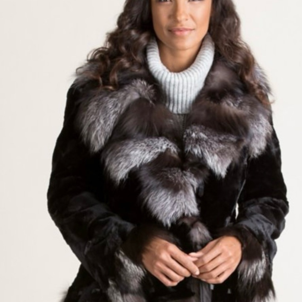 Luxurious Black and Brown Fur-Trimmed Jacket - Picture 6 of 6